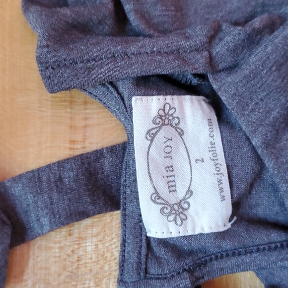 Tie Back Heather Gray Knit Tank - Picture 4 of 4